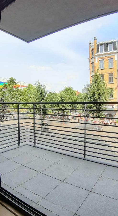 Theater Lodge Apartment In Heart Of Antwerp Antuérpia Exterior foto